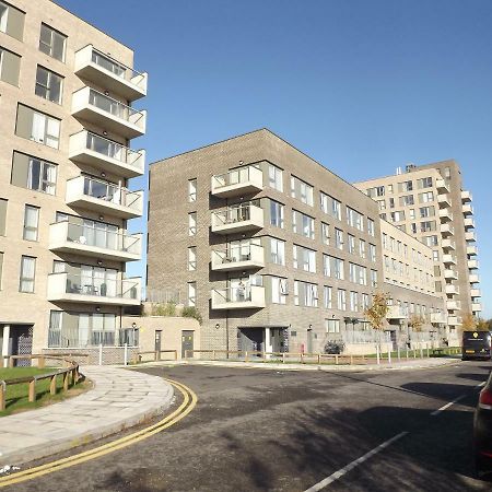 London'S Calling Too Apartment Екстериор снимка